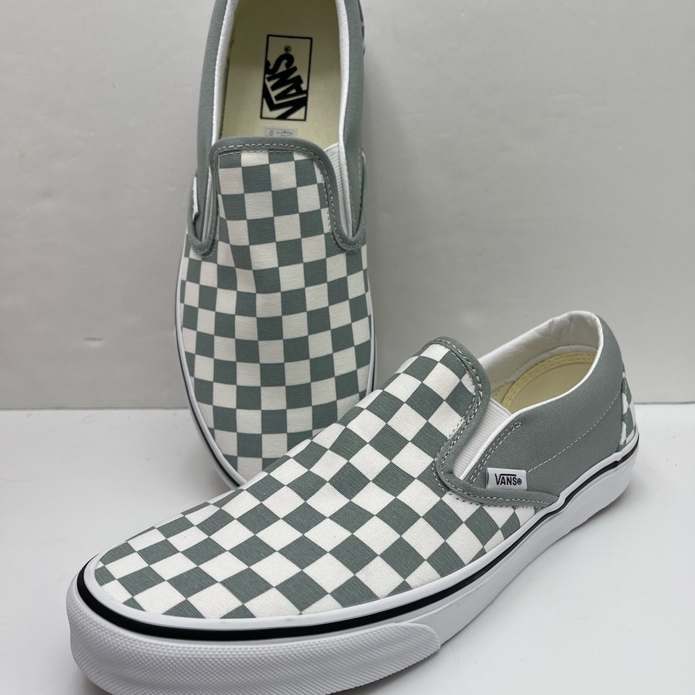 Vans Men Classic Slip-On
Color Theory Checkerboard Pure Grey
VN000D5PEPO Sneaker